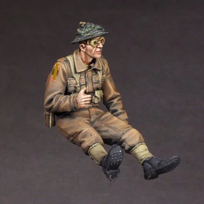 1/35 Resin Model Figure GK，4 Figure , Unassembled and Unpainted Kit