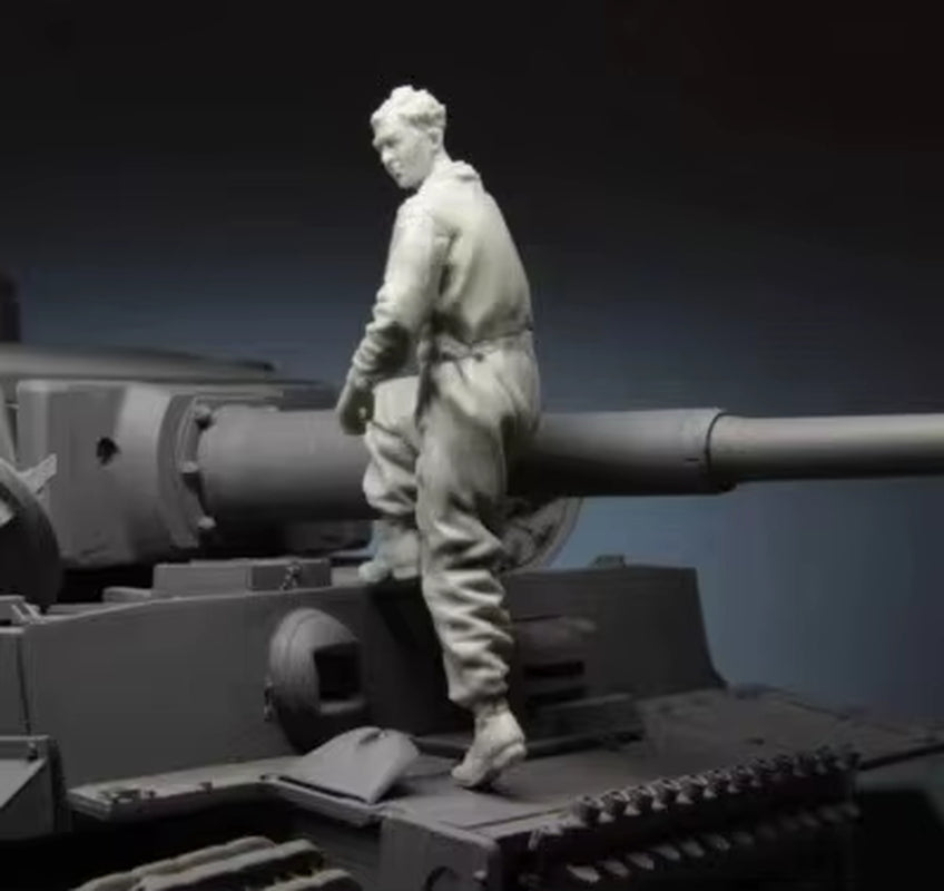 1:35 Resin Kit Waffen-Ss Panzer Crew, Kursk 1943 4 Collectible Unassembled Sculpture for Hobbyists