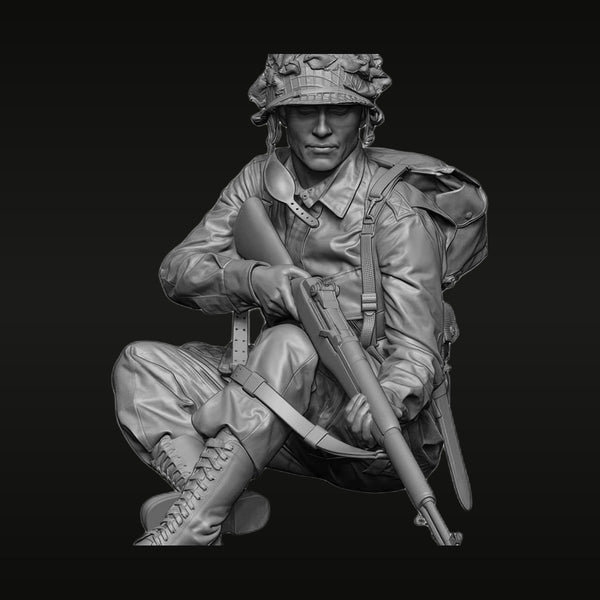 WWII US Army Paratrooper with M1 Carbine Crouching 1/35 Resin Figure Kit