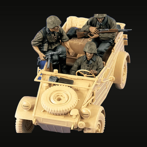WWII German Soldiers with Kubelwagen 1/35 Resin Figure Kit