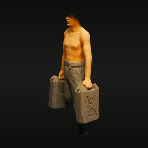 Oil Extraction Worker with Barrel 1/35 Resin Figure Kit