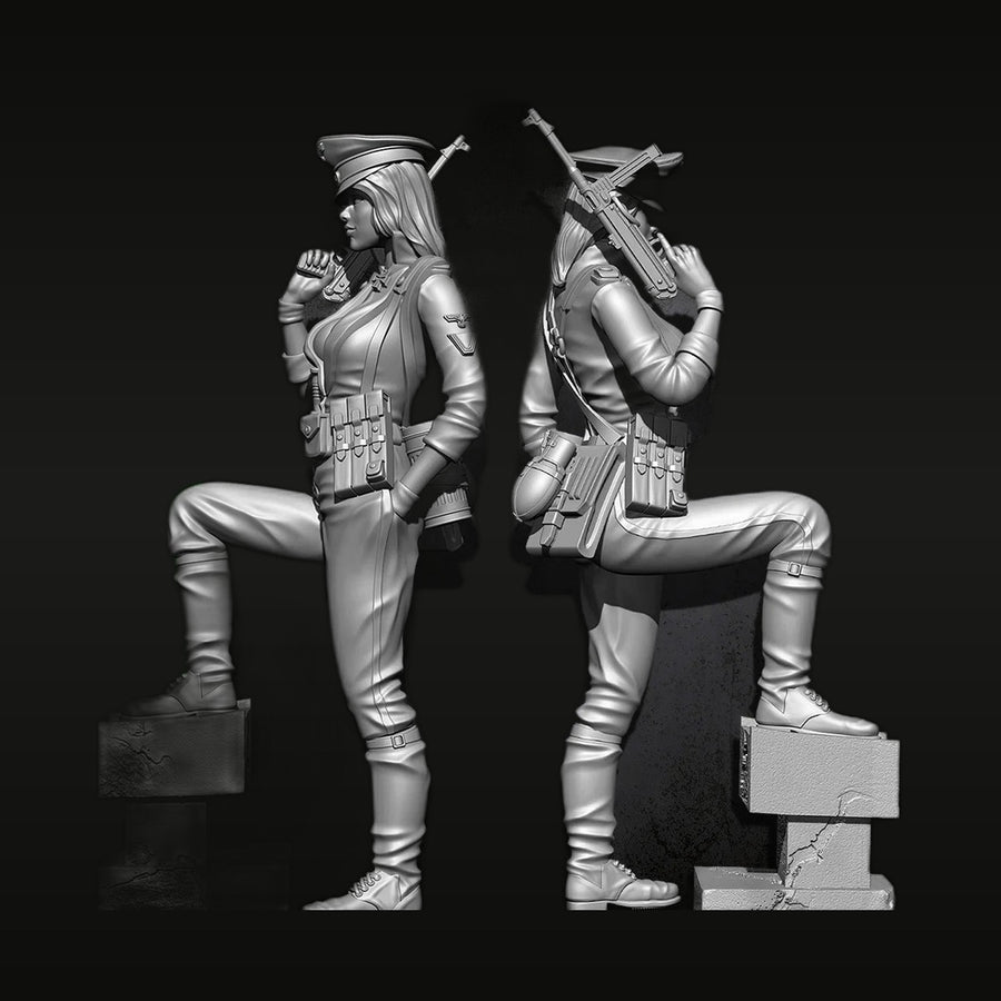 WWII Female Soldiers with Submachine Gun and Pistol 1/35 Resin Figure Kit (2 Poses) - unpainted resin model kit