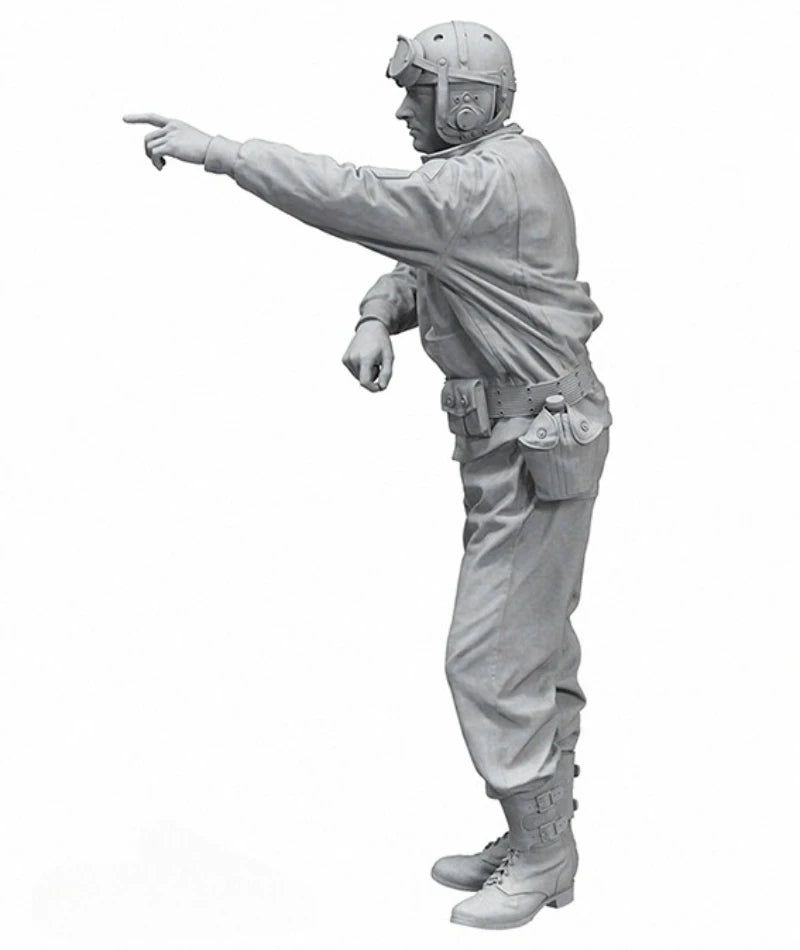 1/16 Scale Die-Cast Resin Figure Model Kit US M8 Armored Vehicle Crew Unassembled and Unpainted