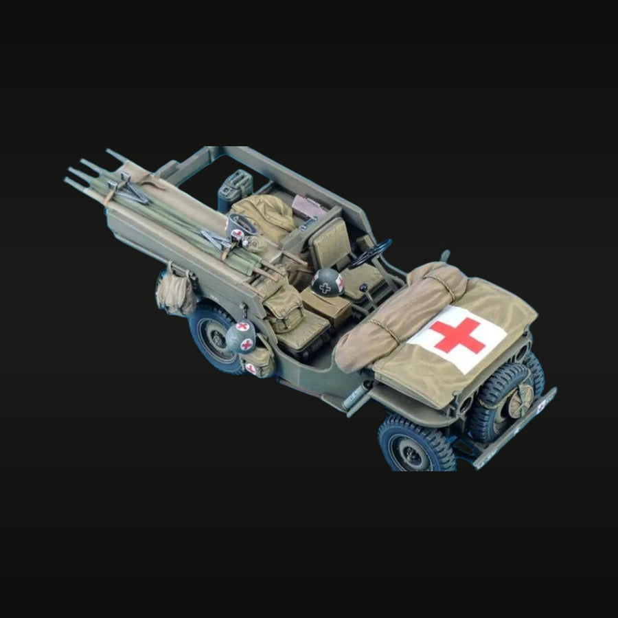 WWII US Willys MB Ambulance Jeep with Crew 1/35 Resin Vehicle Kit - unpainted resin model kit