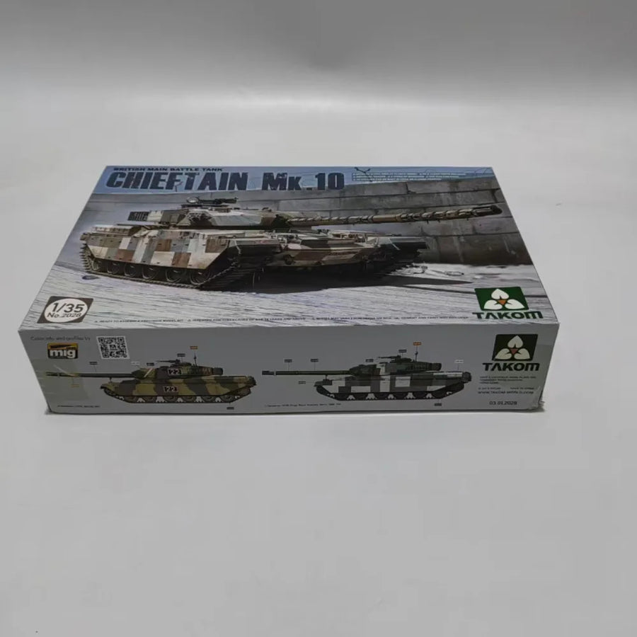 Modern Israeli Heavy Armored Personnel Carrier Desert Camo 1/35 Resin Vehicle Kit - resin model view 3