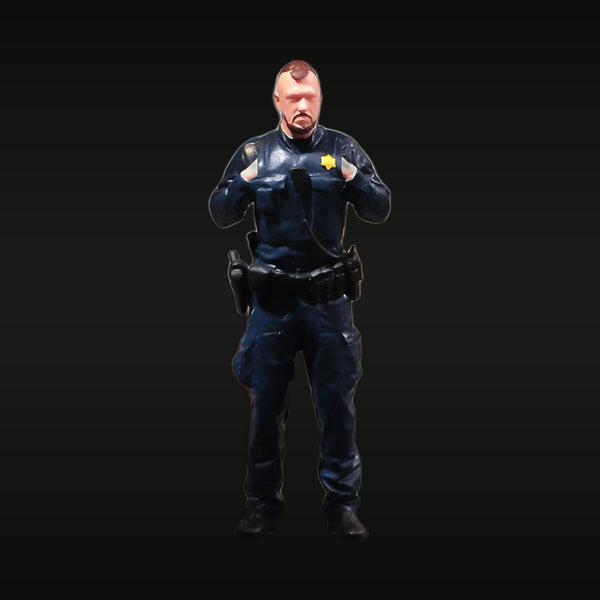 Modern Police Officer with Duty Belt 1/24 Resin Figure Model