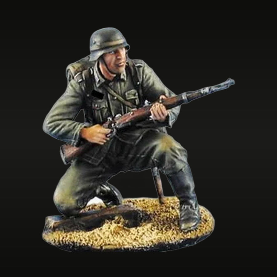WWII German Soldier Kneeling with K98 Rifle 1/35 Resin Figure - unpainted resin model kit