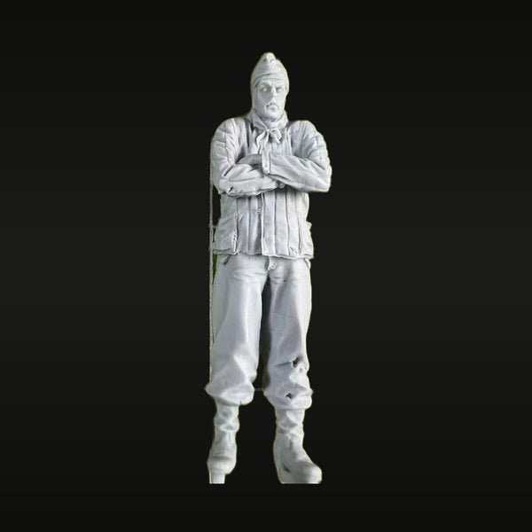 WWII Soviet Soldier with Winter Headscarf 1/35 Resin Figure Kit