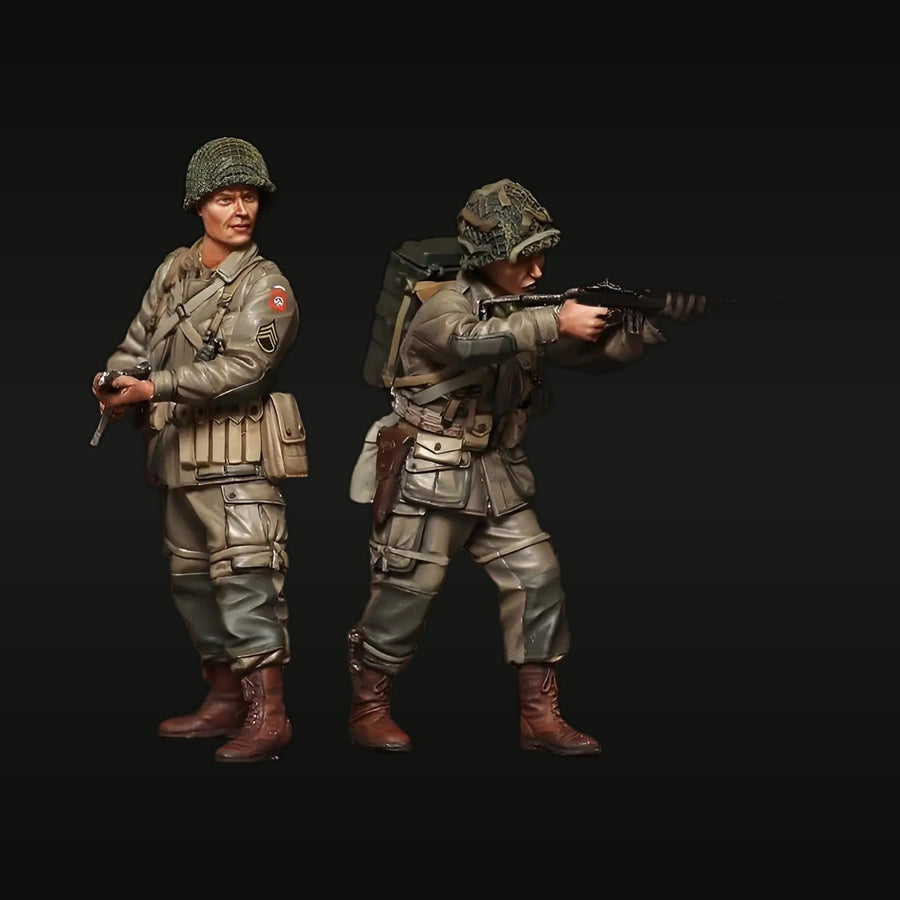 WWII US Infantry Sergeant with M1 Garand 1/35 Resin Figure Set - unpainted resin model kit