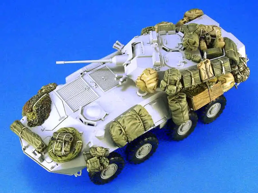 Modern Soviet/Russian BTR-80 Armored Personnel Carrier with Stowage 1/35 Resin Kit - resin model view 3