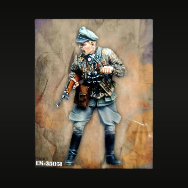 WWII German Luftwaffe Officer Dress Uniform 1/35 Resin Figure Kit