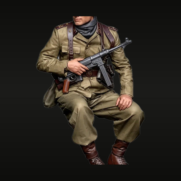 WWII Soviet Red Army Soldier with PPSh-41 SMG 1/35 Resin Figure Kit