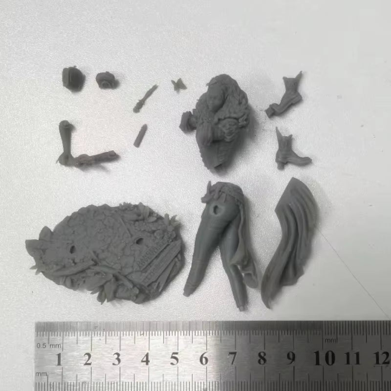 Rik The Bard with Flute 1/24 Resin Figure Kit - resin model view 5