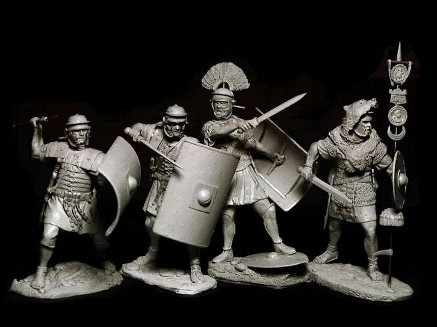 Ancient Roman Legionary Centurion Command Set 75mm Resin Figure Kit - unpainted resin model kit
