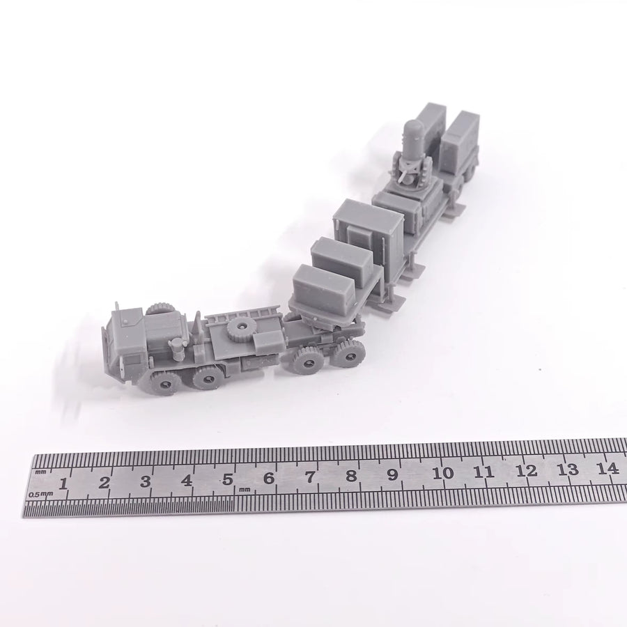 Modern US Military Radar and Support Vehicle Convoy 1/144 Resin Kit - resin model view 4