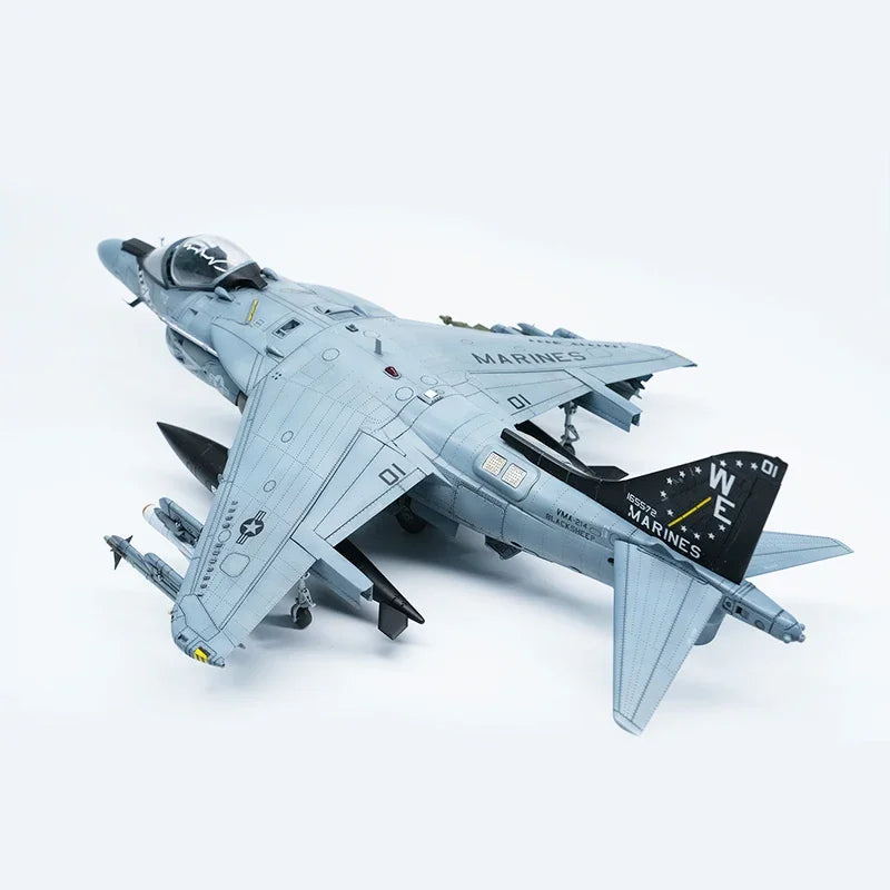Assembled Aircraft Model Kit D1001 American AV-8B Harrier II plus Attack Aircraft DIY Toy Collection 1/48