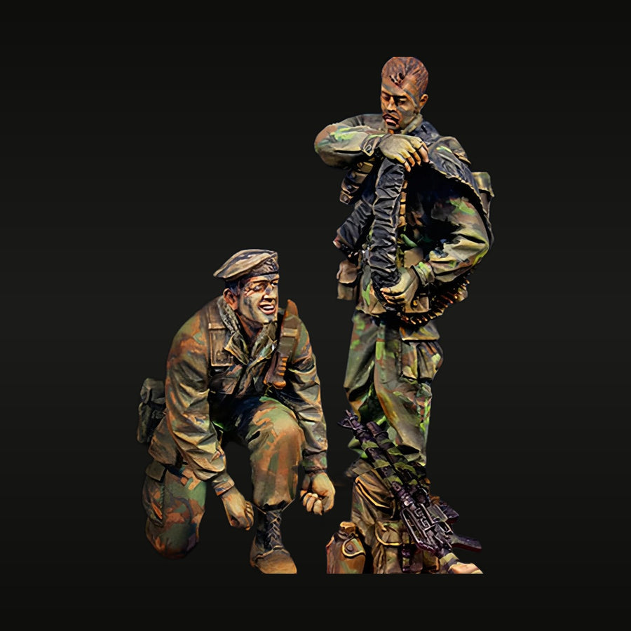 WWII British Infantry Set with Beret and Brodie Helmets 1/35 Resin Figure Kit - unpainted resin model kit