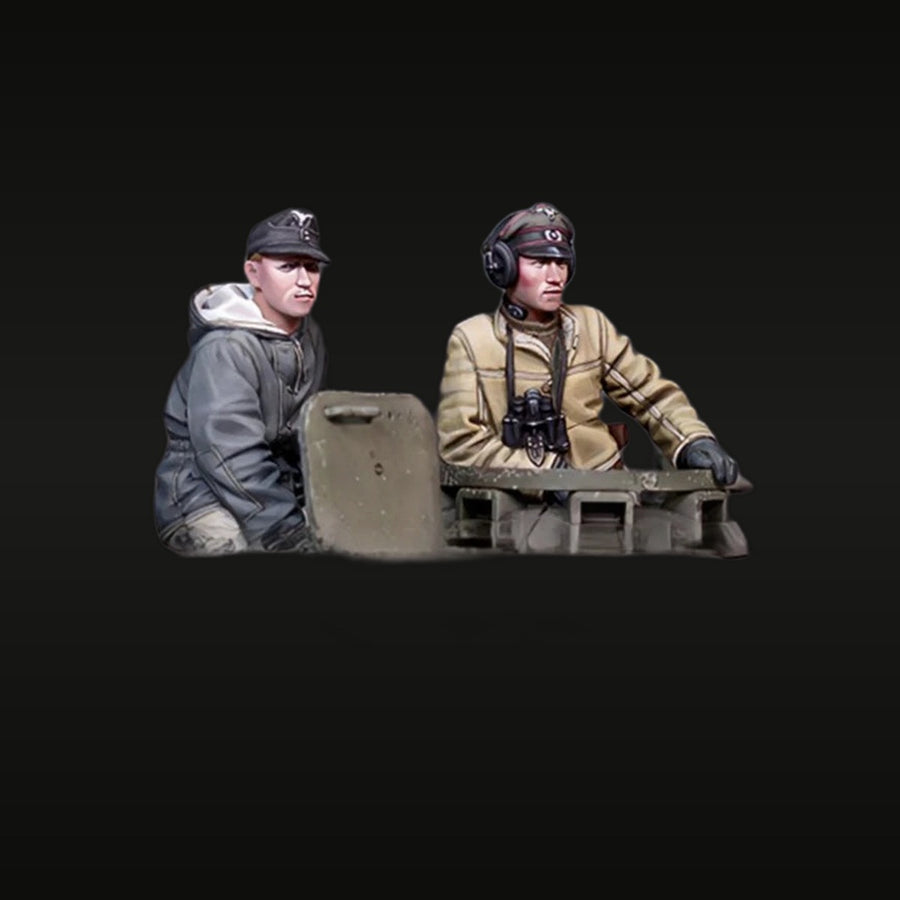 WWII German Panzer Pilot & Crew 2-Figure Set 1/35 Resin Kit - unpainted resin model kit