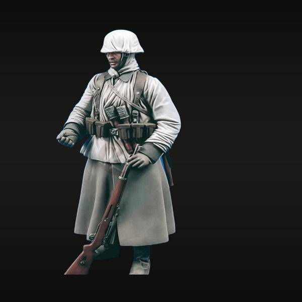 WWII German Soldier Winter Snow Camouflage with Rifle 1/32 Resin Figure Kit