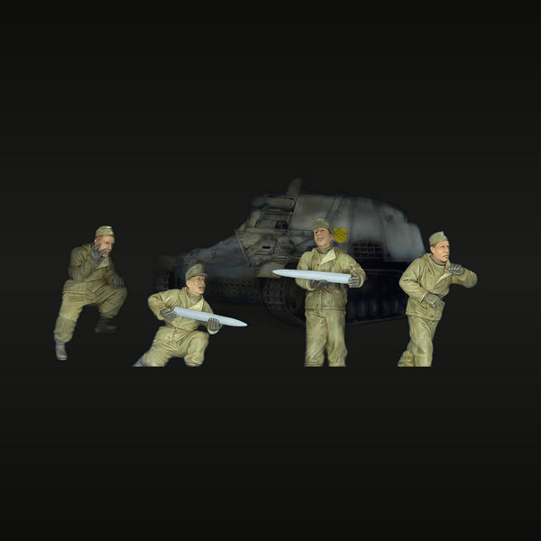 WWII German Luftwaffe Ground Crew 4-Figure Set 1/35 Resin Kit