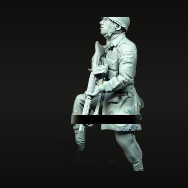 WWII British Soldier Seated with Lee-Enfield Rifle 1/16 Resin Figure Kit