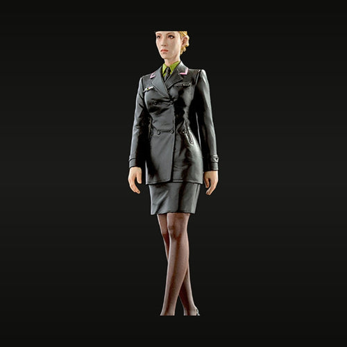 Modern Female Army Officer in Dress Uniform 1/20 Resin Figure