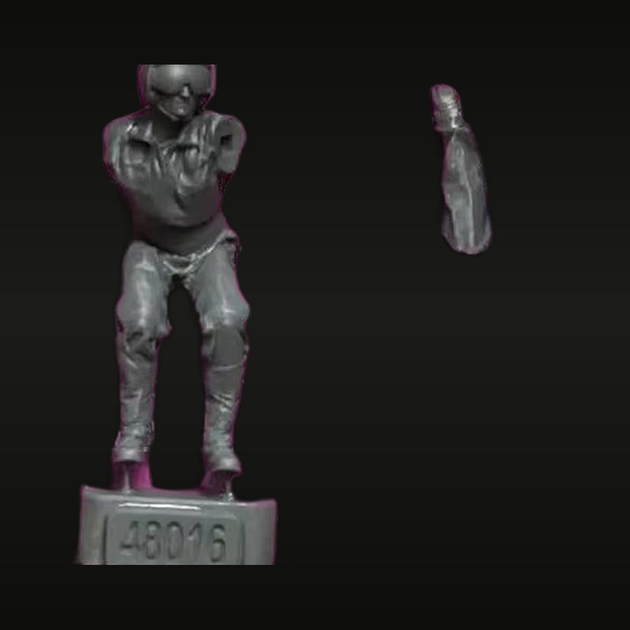 Modern Fighter Pilot Figure with Flight Helmet 1/48 Resin Figure Kit - unpainted resin model kit