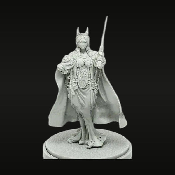 Fantasy Female Noble Warrior with Horned Crown and Spear 28mm Resin Figure Kit