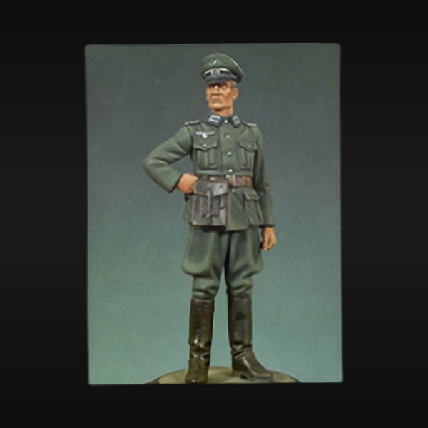 WWII German SS Officer Stahlhelm 1/35 Resin Figure Kit