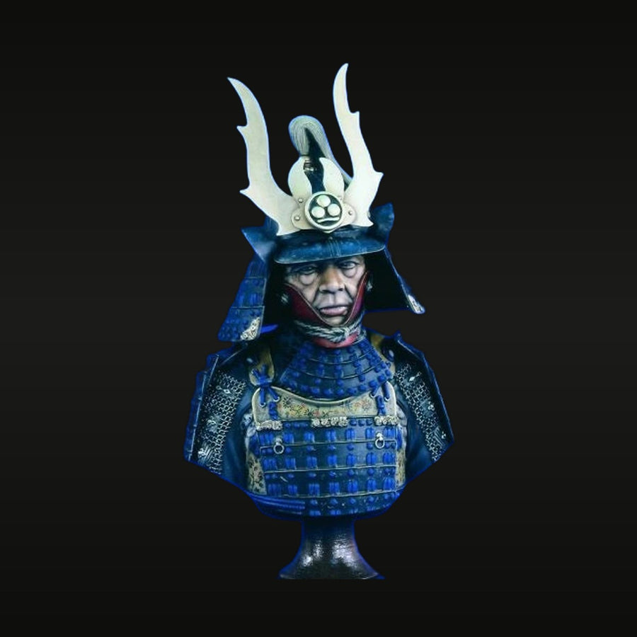 Japanese Samurai Daimyo with Horned Kabuto Helmet 90mm Resin Bust Kit - unpainted resin model kit