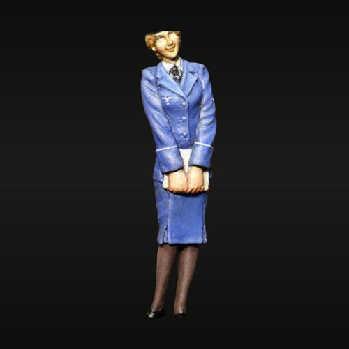WWII Soviet Female Soldier 1/35 Resin Figure