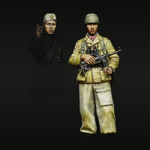WWII Desert Soldiers 2-Figure Set 1/35 Resin Kit