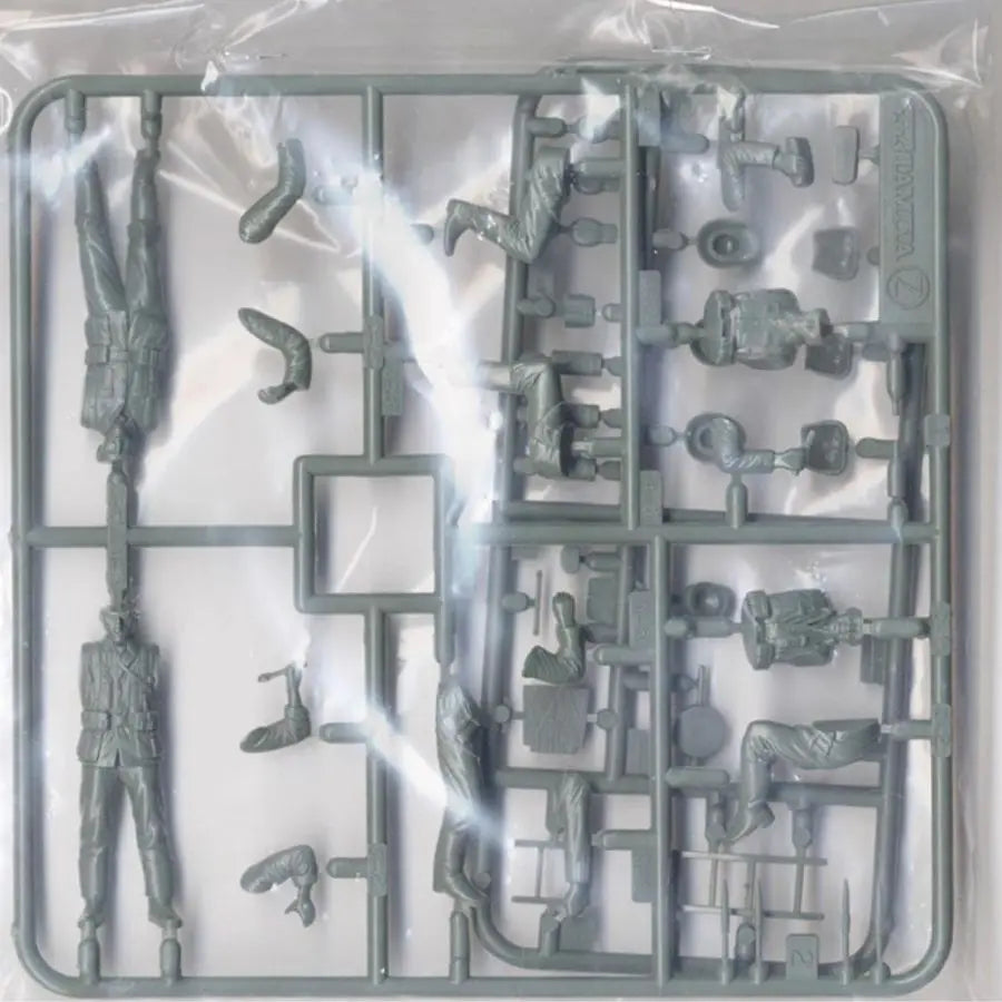 WWII German Wehrmacht Infantry at Rest 1/35 Resin Figure Set (4 Figures) - resin model view 4