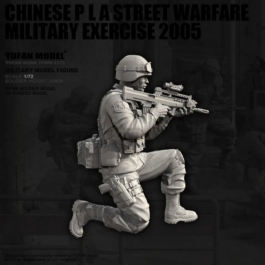 Modern Tactical Operator with Assault Rifle 1/35 Resin Figure Kit - resin model view 3