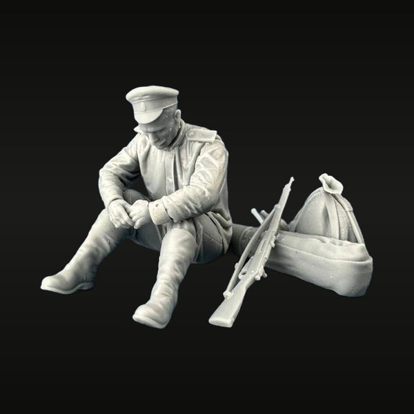 WWII Soviet Soldier Seated with Mosin-Nagant 1/35 Resin Figure Kit
