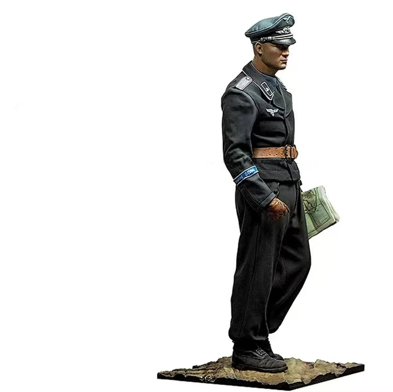 WWII German Luftwaffe Officer with Briefcase 1/35 Resin Figure Kit - resin model view 5