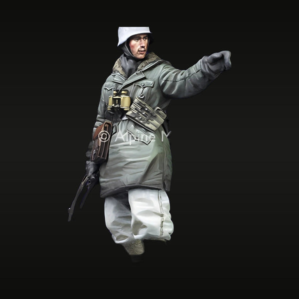 WWII German Soldier Winter Camouflage with Kar98k 1/35 Resin Figure Kit