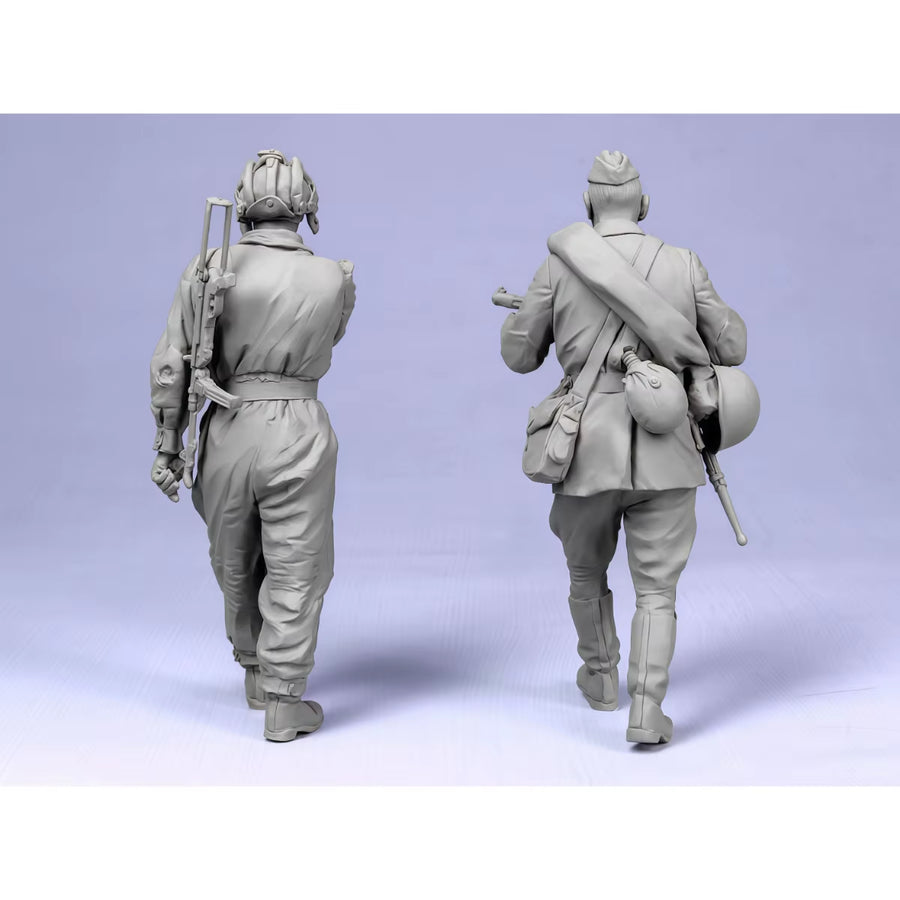 1/35 Resin Unpainted Model Kit, Military Theme, WWII Soviet Infantry and Tank Crew Unassembled and Unpainted GK