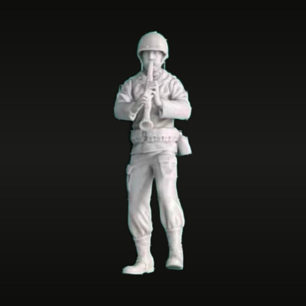 WWII US Army Soldier Playing Clarinet 1/35 Resin Figure Kit