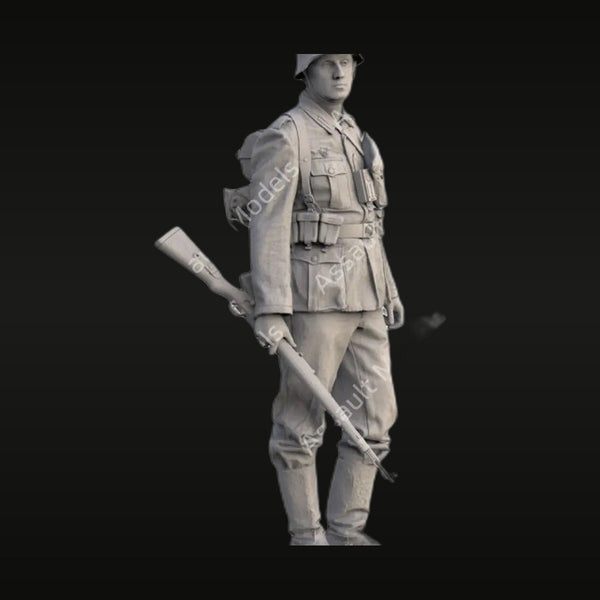 WWII German Wehrmacht Soldier K98 Rifle Bayonet 1/35 Resin Figure Kit