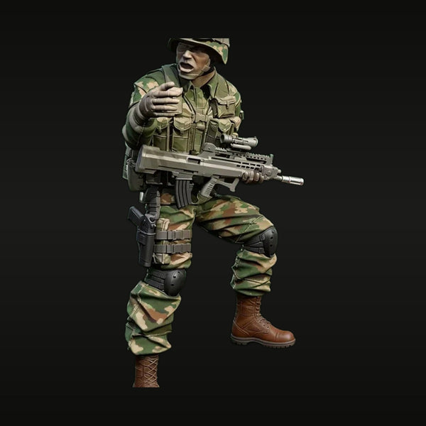 Modern Soldier with Assault Rifle & Body Armor 1/12 Resin Figure Kit