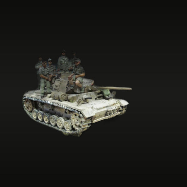 WWII German Panzer III/IV Tank with Crew 1/72 Resin Set