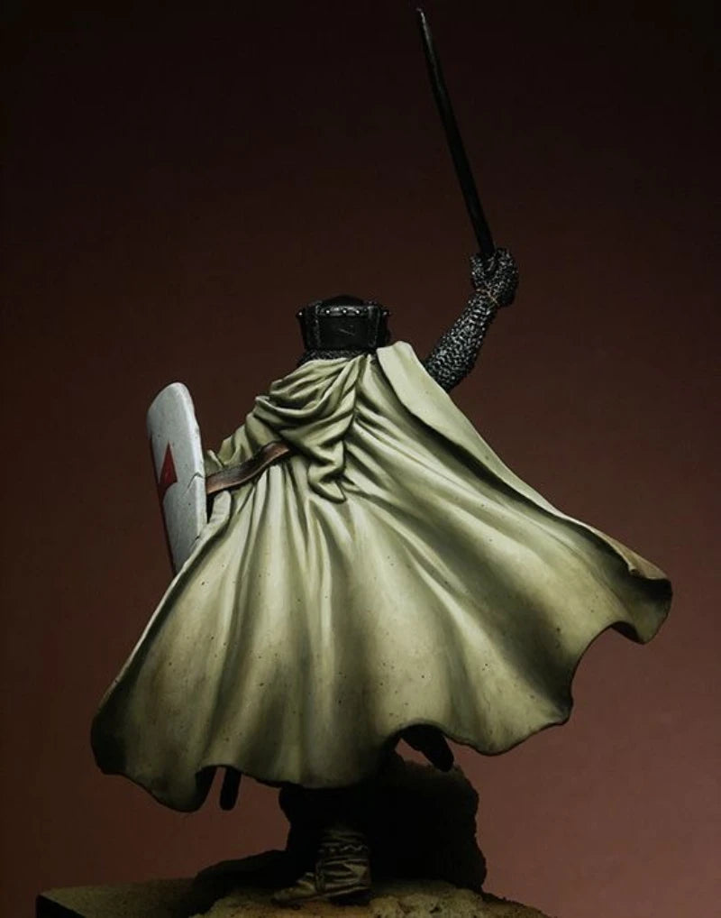 Medieval Female Crusader Knight Bust with Flowing Veil 1/24 Resin Kit - resin model view 5