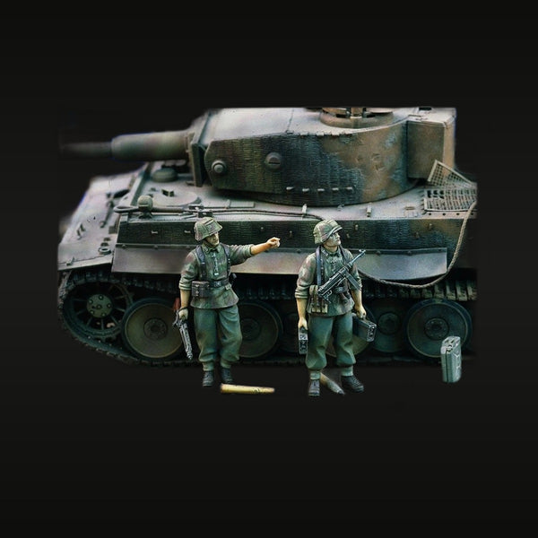 WWII German Waffen-SS Infantry with MP40 and Tiger I 1/35 Resin Figure Kit