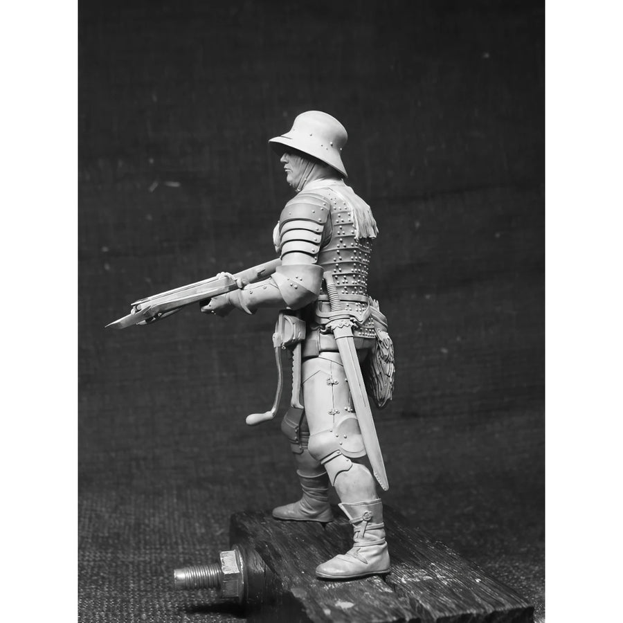 Medieval Fantasy Armored Warrior with Crossbow 75mm Resin Figure Kit - resin model view 4
