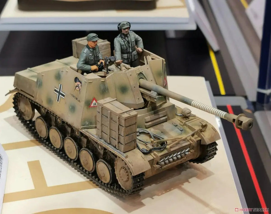 WWII German Marder III Self-Propelled Gun with Crew 1/35 Resin Vehicle Kit - resin model view 2