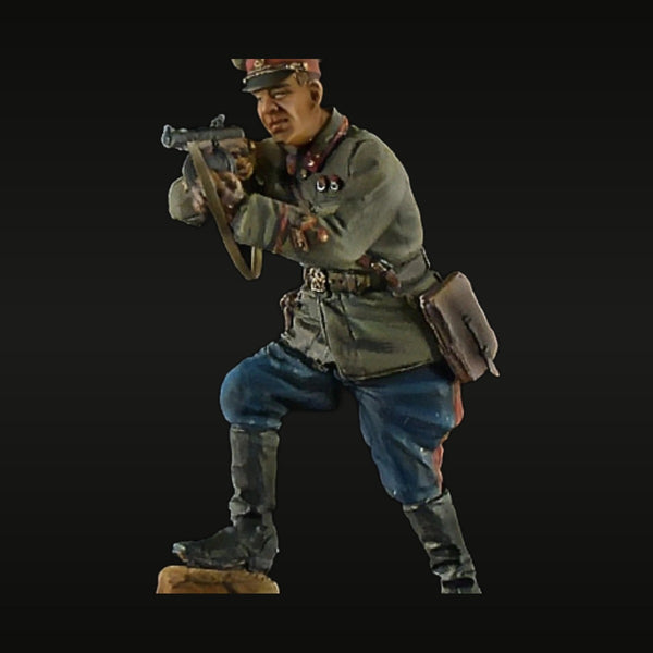 WWII Soviet Red Army Officer with Submachine Gun 1/35 Resin Figure Kit