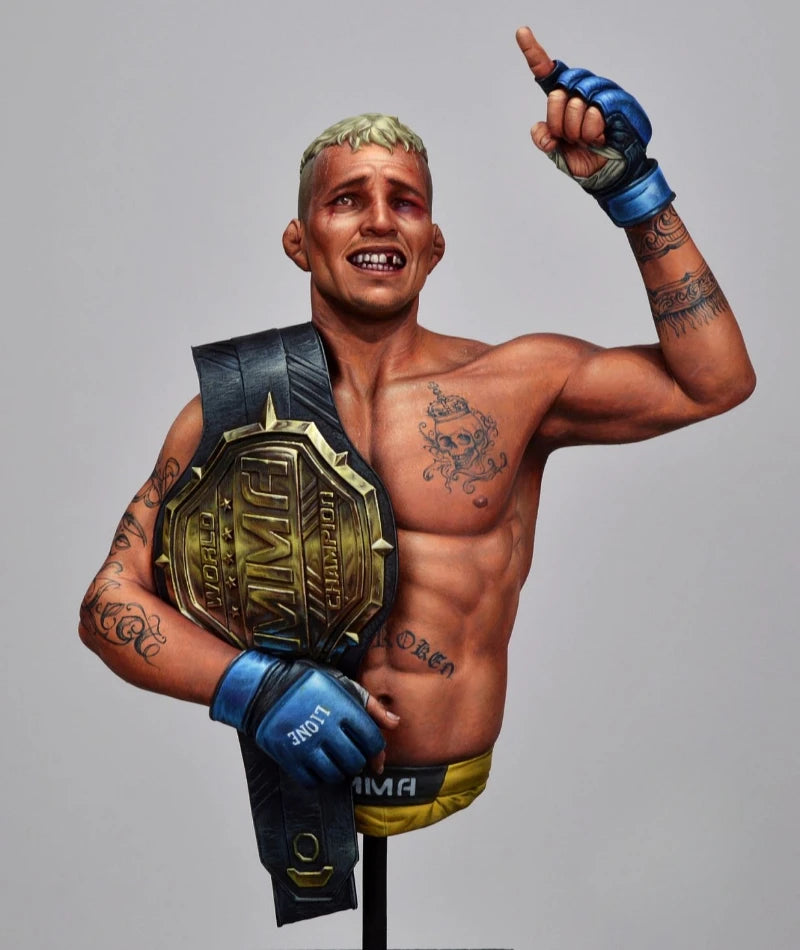 MMA Fighter Champion with Wrapped Hands 1/10 Scale Resin Bust Kit - resin model view 2