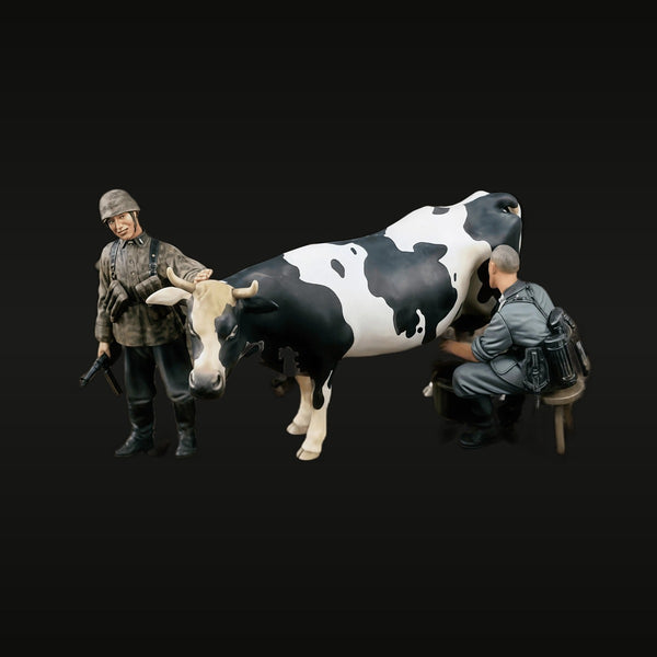 WWII German Soldiers with Cow Diorama Set 1/35 Resin