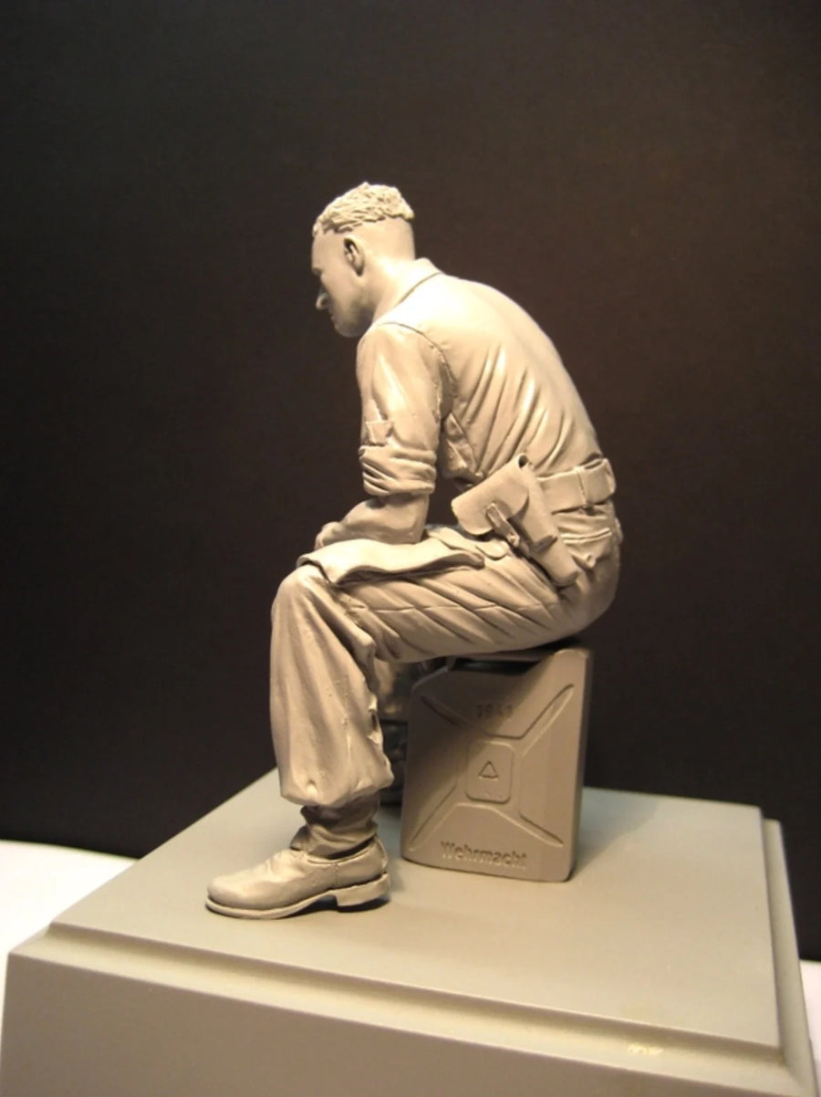 1/16 Resin Model Figure GK, Military Theme ，Unassembled and Unpainted Kit